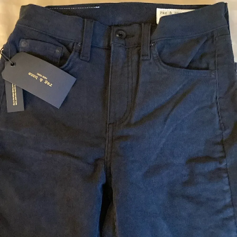 Rag & Bone NWT High Rise Skinny 5 Pocket Style Black Corduroy Pant. Size 26.